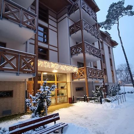 Sosnowy Zakatek - Rezydencja Park Rodzinna Mielno  Buitenkant foto