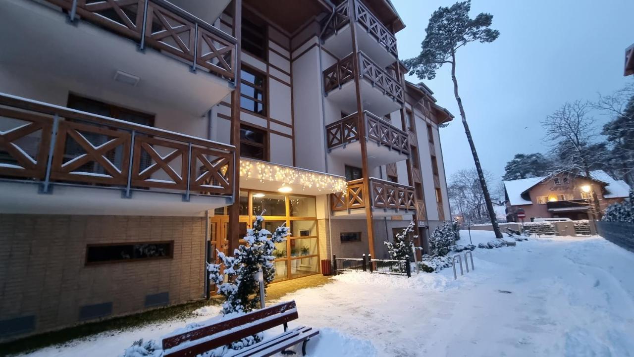 Sosnowy Zakatek - Rezydencja Park Rodzinna Mielno  Buitenkant foto